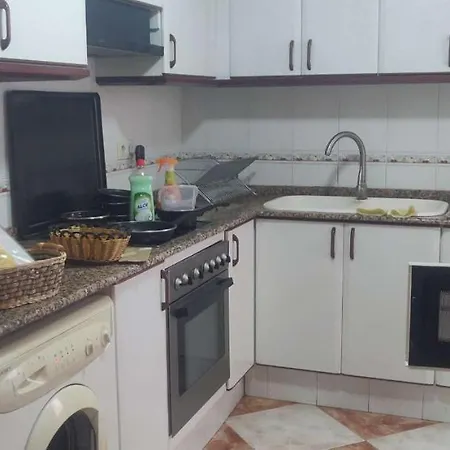 Elegant At Town Center And Close To The Beach Apartment *